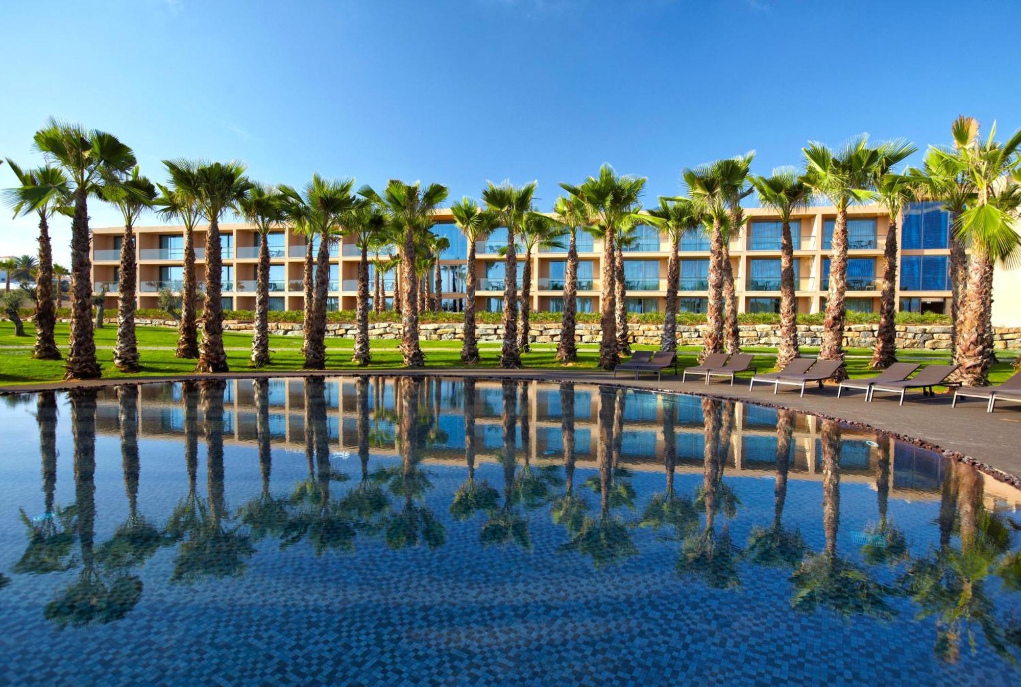 ホテル サン ラファエル アトランティコ アルブフェイラ エクステリア 写真 The Westin Resort and Villas, Playa Mujeres, Cancun, Mexico
